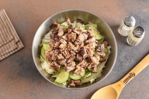 Салат с тунцом и пекинской капустой Салат с тунцом и пекинской капустой