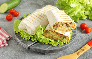 Сэндвич ролл с курицей Сэндвич ролл с курицей