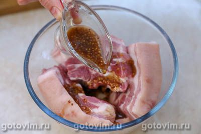 Тажин из свиной грудинки с тыквой и сладким перцем Тажин из свиной грудинки с тыквой и сладким перцем