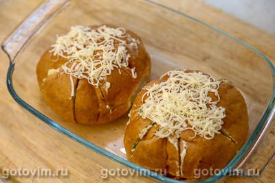Теплые булочки с сыром и чесноком на завтрак Теплые булочки с сыром и чесноком на завтрак