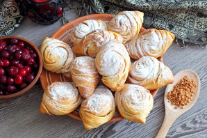 "Бадамбура" с вишней и орехами "Бадамбура" с вишней и орехами