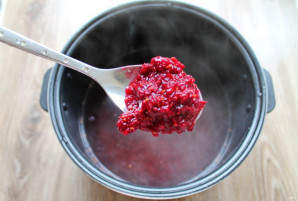 Клюквенный морс в мультиварке Клюквенный морс в мультиварке