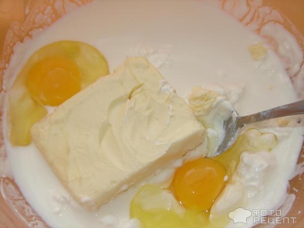 Рецепт: Бездрожжевой пирог с яблоками - На сметане