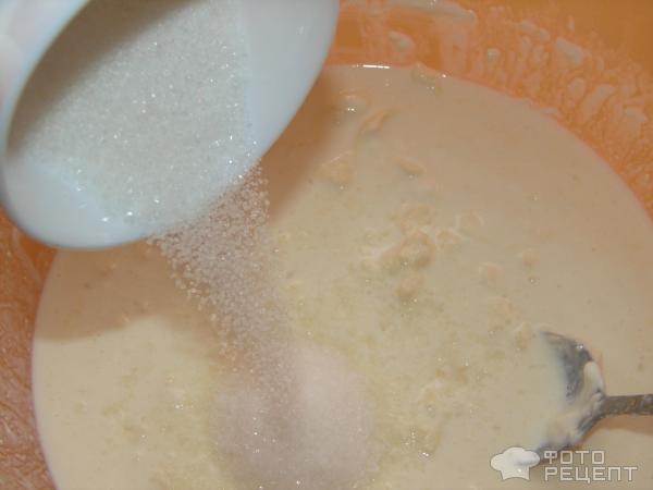 Рецепт: Бездрожжевой пирог с яблоками - На сметане