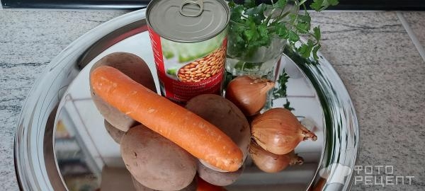 Рецепт: Фасолевый суп на курином бульоне - с консервированной фасолью в томате Рецепт: Фасолевый суп на курином бульоне - с консервированной фасолью в томате