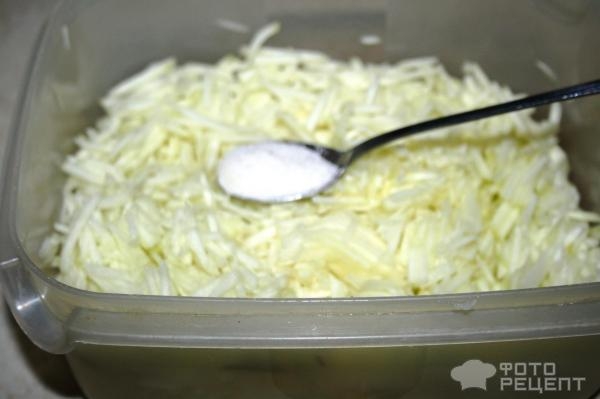 Рецепт: Котлеты из кабачков - с курицей, овощами и творогом