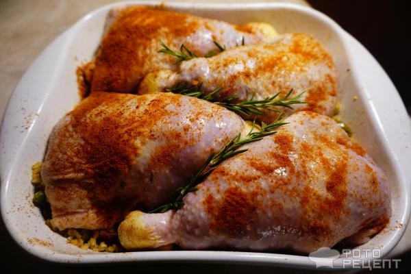 Рецепт: Окорочка во французском стиле с булгуром - с вялеными помидорами, моцареллой и базиликом Рецепт: Окорочка во французском стиле с булгуром - с вялеными помидорами, моцареллой и базиликом