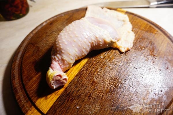 Рецепт: Окорочка во французском стиле с булгуром - с вялеными помидорами, моцареллой и базиликом Рецепт: Окорочка во французском стиле с булгуром - с вялеными помидорами, моцареллой и базиликом