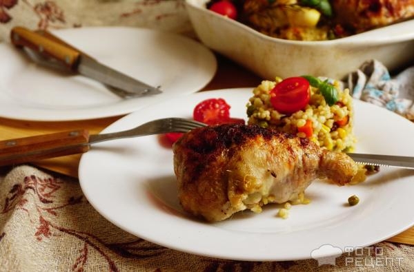 Рецепт: Окорочка во французском стиле с булгуром - с вялеными помидорами, моцареллой и базиликом Рецепт: Окорочка во французском стиле с булгуром - с вялеными помидорами, моцареллой и базиликом