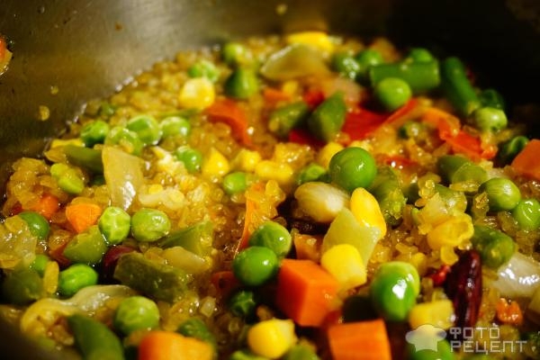 Рецепт: Окорочка во французском стиле с булгуром - с вялеными помидорами, моцареллой и базиликом Рецепт: Окорочка во французском стиле с булгуром - с вялеными помидорами, моцареллой и базиликом