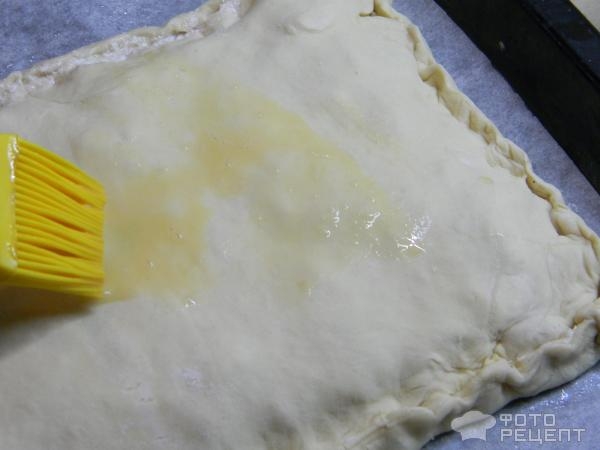 Рецепт: Пирог из слоеного теста с творогом и свежими ягодами - со сметаной и агар-агаром