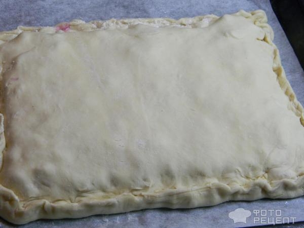 Рецепт: Пирог из слоеного теста с творогом и свежими ягодами - со сметаной и агар-агаром