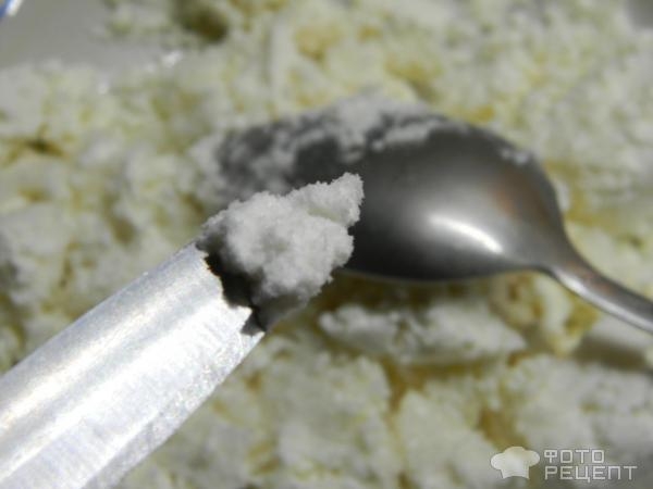 Рецепт: Пирог из слоеного теста с творогом и свежими ягодами - со сметаной и агар-агаром