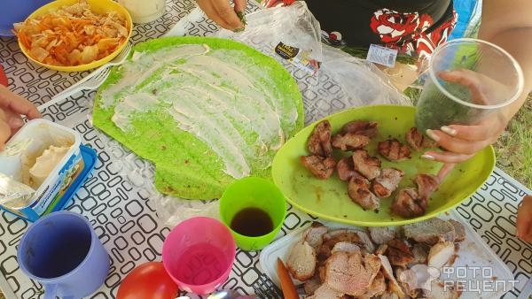 Рецепт: Рулеты из лаваша с начинкой - шаурма на мангале или "если надоел шашлык"