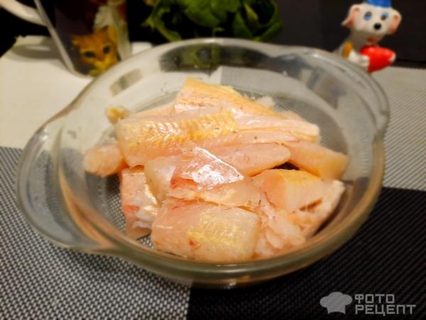 Рецепт: Рыба запеченная в лаваше - Шпинат, филе хека , лаваш!