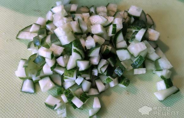 Рецепт: Салат из консервированного тунца - с сельдереем Рецепт: Салат из консервированного тунца - с сельдереем