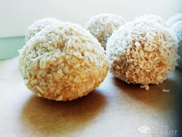 Рецепт: Шарики творожные - С клубникой