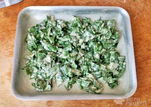 Рецепт: Шарлотка со щавелем - Быстрый сладкий пирог Рецепт: Шарлотка со щавелем - Быстрый сладкий пирог