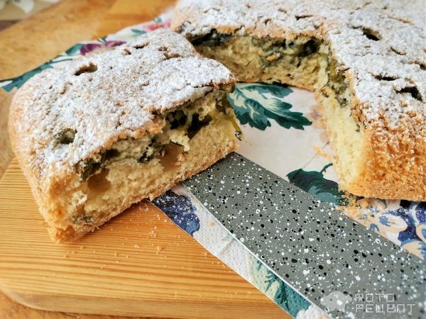 Рецепт: Шарлотка со щавелем - Быстрый сладкий пирог Рецепт: Шарлотка со щавелем - Быстрый сладкий пирог