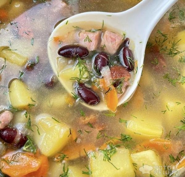 Рецепт: Суп из фасоли с мясом - быстрый и легкий Рецепт: Суп из фасоли с мясом - быстрый и легкий