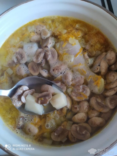 Рецепт: Сырный суп с курицей и шампиньонами - Со шпинатом Рецепт: Сырный суп с курицей и шампиньонами - Со шпинатом
