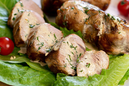 Свиная вырезка в горчично-сливочном соусе Свиная вырезка в горчично-сливочном соусе