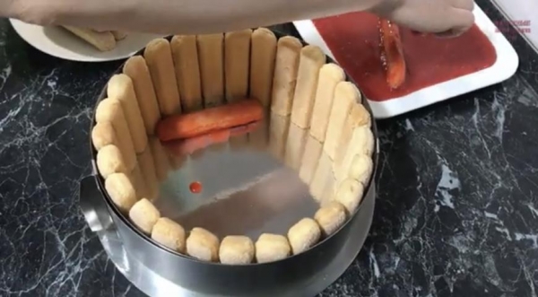 Клубничный торт без выпечки, пошаговый рецепт с фото Клубничный торт без выпечки, пошаговый рецепт с фото