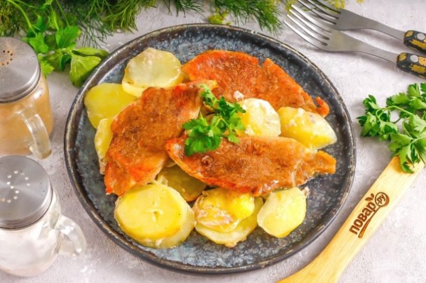 Картошка с мясом в духовке