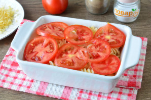 Запеканка из макарон с помидорами и сыром Запеканка из макарон с помидорами и сыром