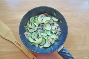 Цуккини с грибами Цуккини с грибами