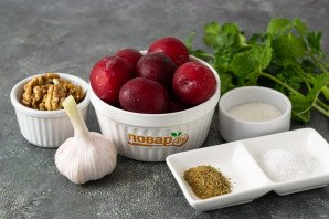 Соус "Ткемали" с грецкими орехами Соус "Ткемали" с грецкими орехами