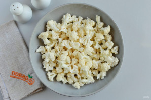 Салат с цветной капустой и сыром Салат с цветной капустой и сыром