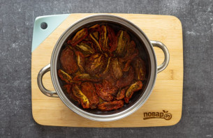 Вяленые помидоры с базиликом Вяленые помидоры с базиликом