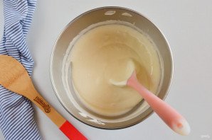 Шарлотка с абрикосами Шарлотка с абрикосами