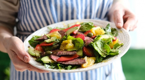 Салат со стейком, авокадо, клубникой и соленым лимоном, пошаговый рецепт с фото Салат со стейком, авокадо, клубникой и соленым лимоном, пошаговый рецепт с фото