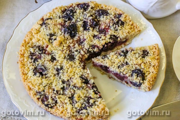 Итальянский пирог сбричолата с черешней 