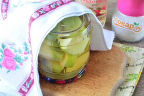 Маринованные яблоки на зиму без стерилизации Маринованные яблоки на зиму без стерилизации