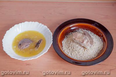 Сочные ломтики из рульки в хрустящей панировке Сочные ломтики из рульки в хрустящей панировке