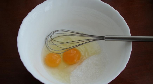 Песочный пирог с творогом и вишней, пошаговый рецепт с фото