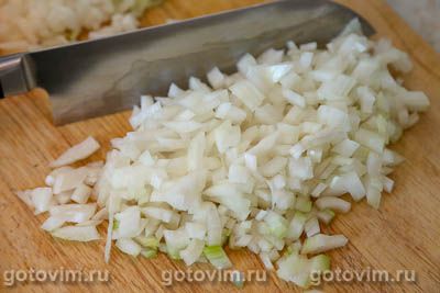 Мексиканский салат из нута, фасоли и лука