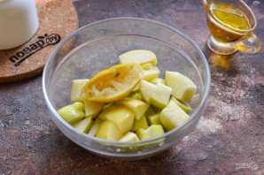 Салат "Гусарский" с сельдереем Салат "Гусарский" с сельдереем