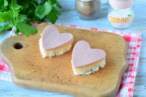 Бутерброды в виде сердца Бутерброды в виде сердца