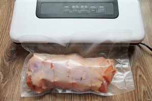 Куриный рулет су-вид Куриный рулет су-вид