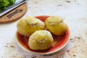 Картошка с сюрпризом внутри Картошка с сюрпризом внутри