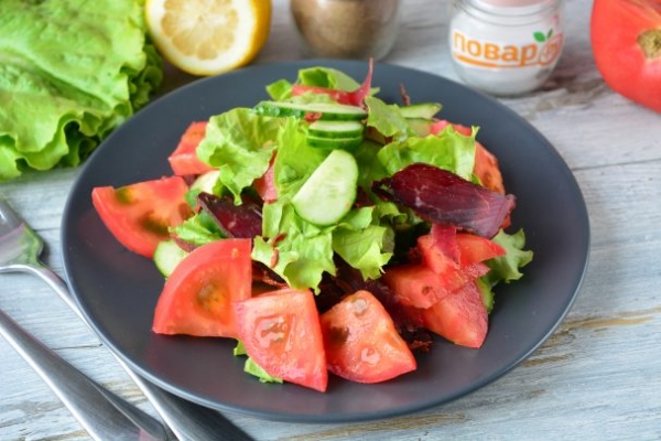 Салат с бастурмой