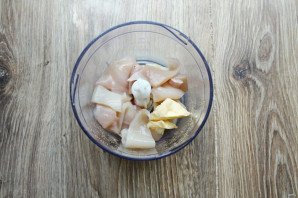 Рыбные котлеты с кальмарами