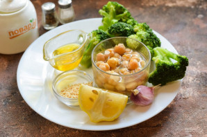 Хумус из брокколи Хумус из брокколи