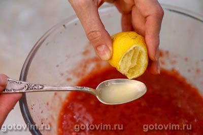 Клубника, протертая с сахаром с апельсинами (без варки) Клубника, протертая с сахаром с апельсинами (без варки)