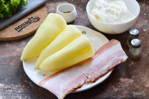 Фаршированный перец в беконе