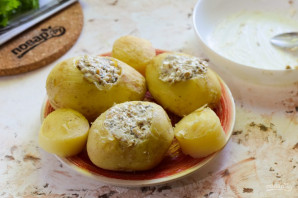 Картошка с сюрпризом внутри Картошка с сюрпризом внутри